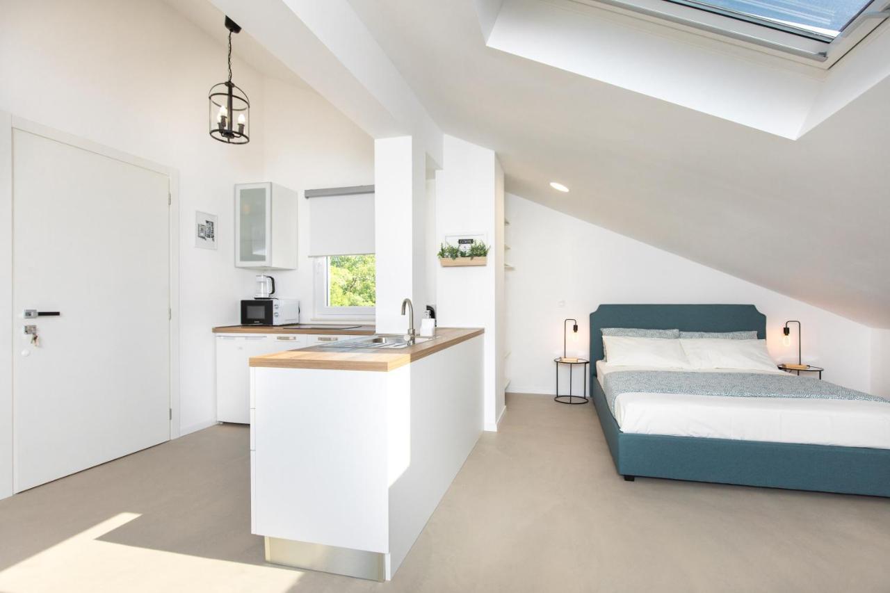 Bellmar Apartments นยีวีเซ ภายนอก รูปภาพ